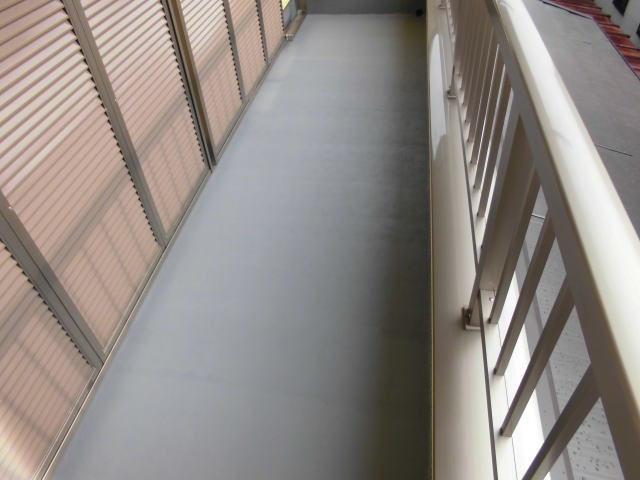 13-1.床完成.jpg